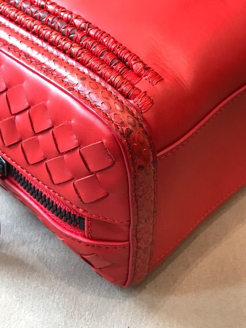 Bottega Veneta, view 4