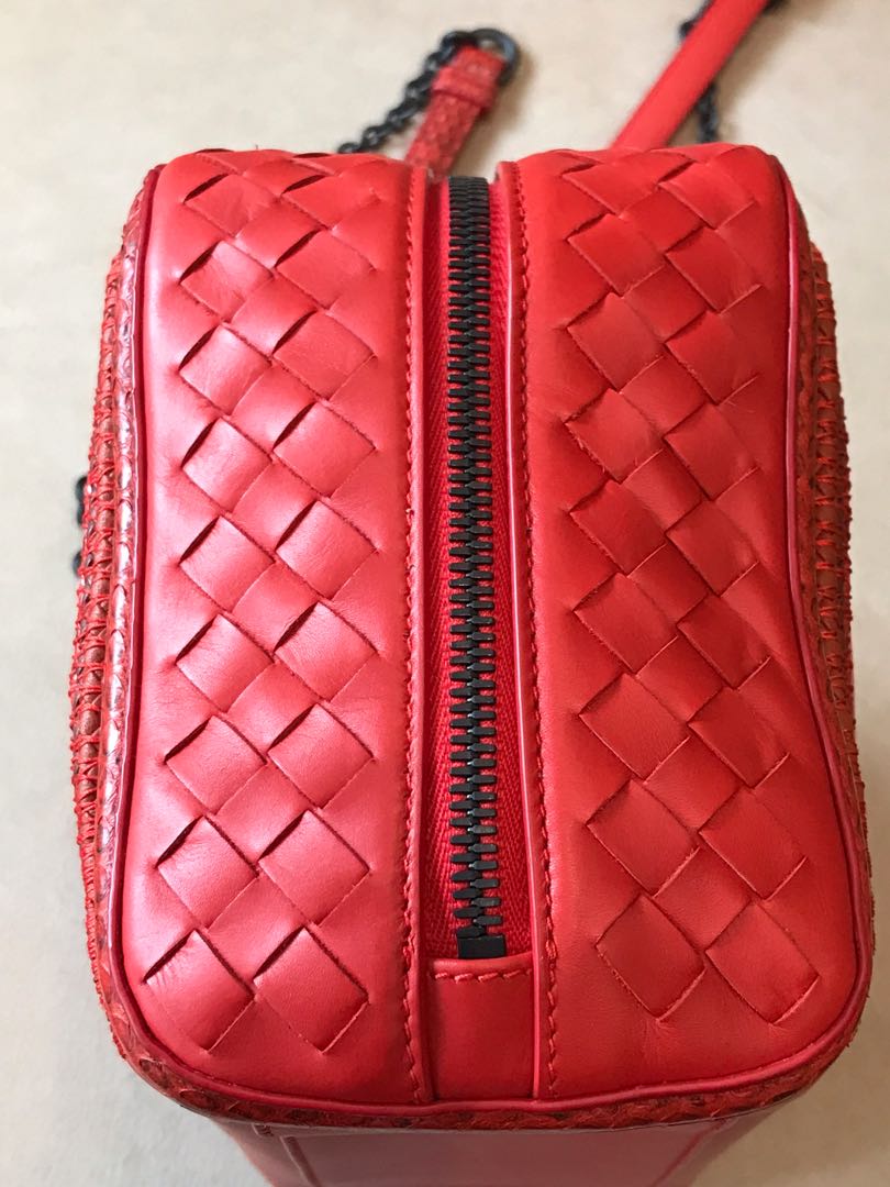 Bottega Veneta, view 3