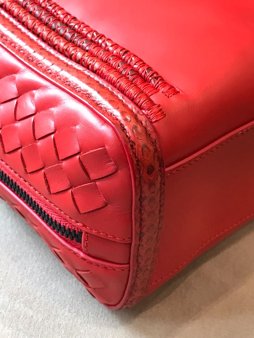 Bottega Veneta, view 6