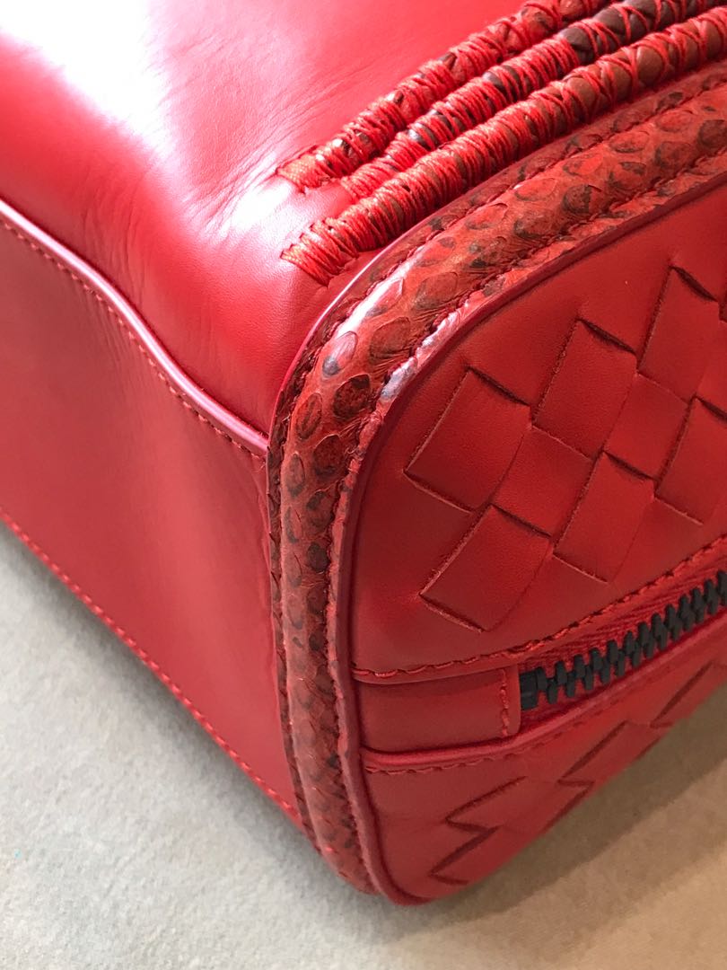 Bottega Veneta, view 5