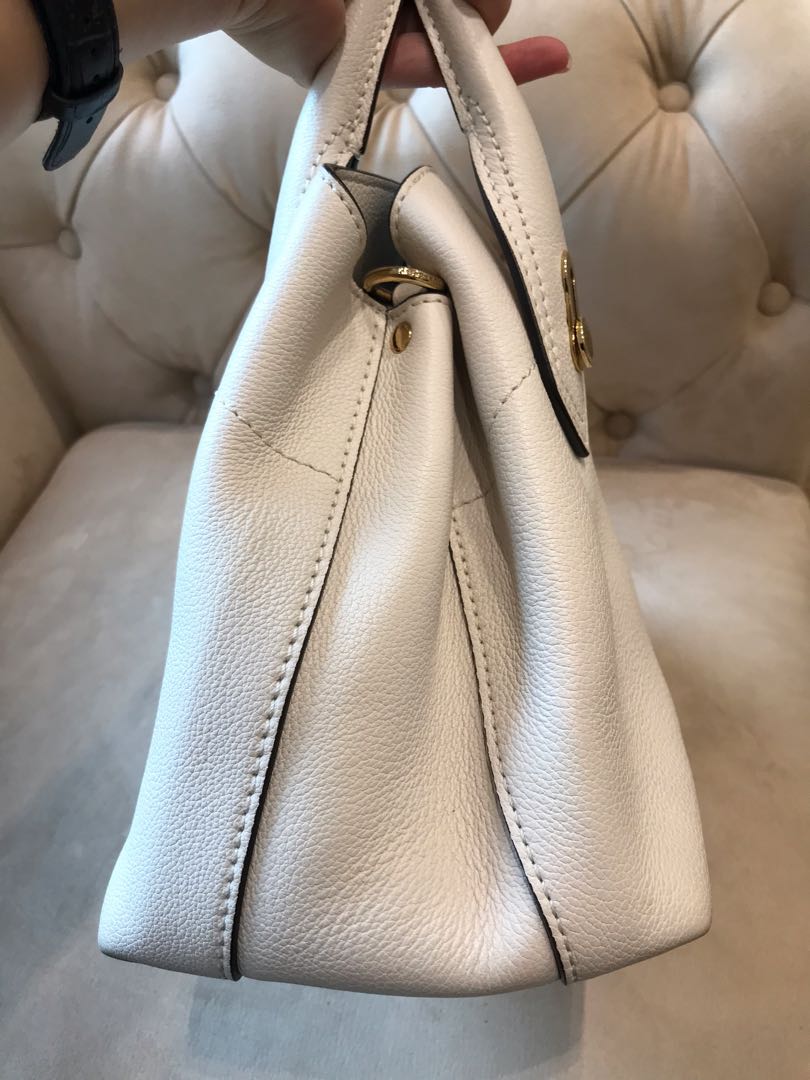Burberry, view 4