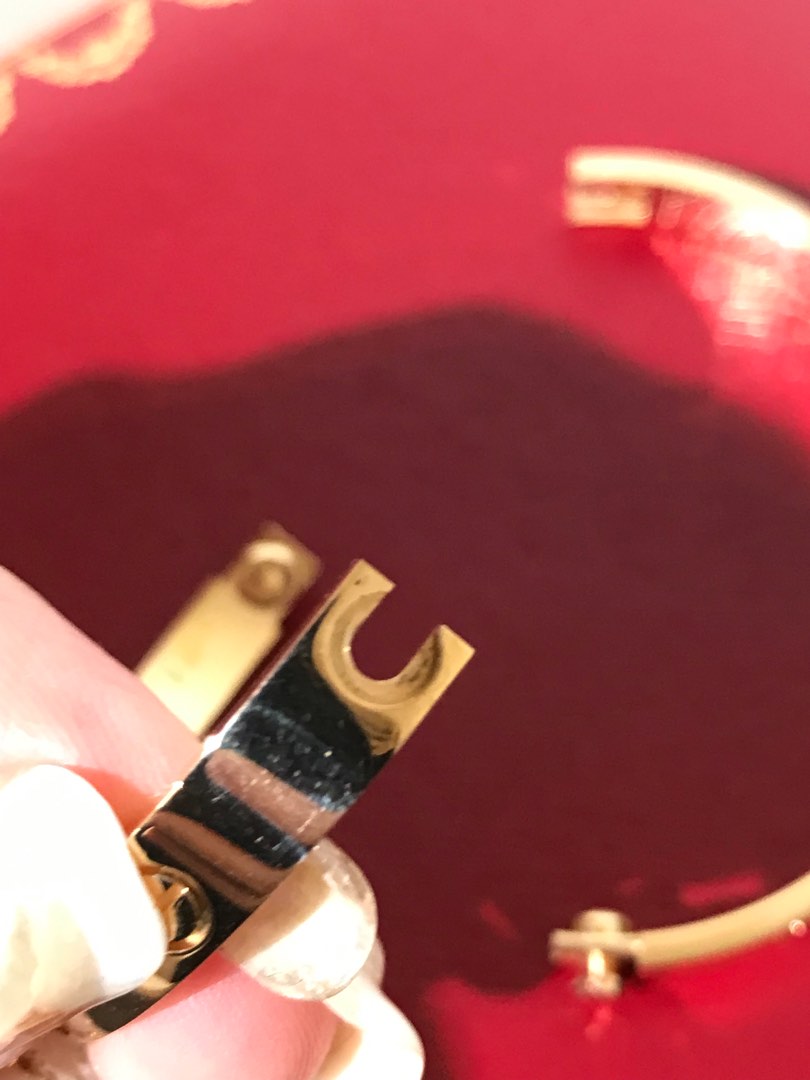 Cartier Love Bracelet, view 7