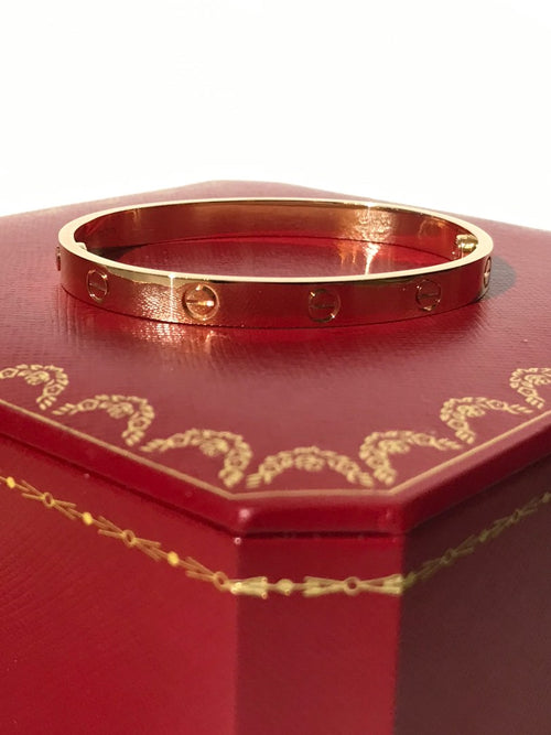 Cartier Cartier Love Bracelet — pre-owned, Lightly used