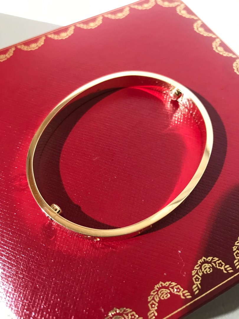 Cartier Love Bracelet, view 2