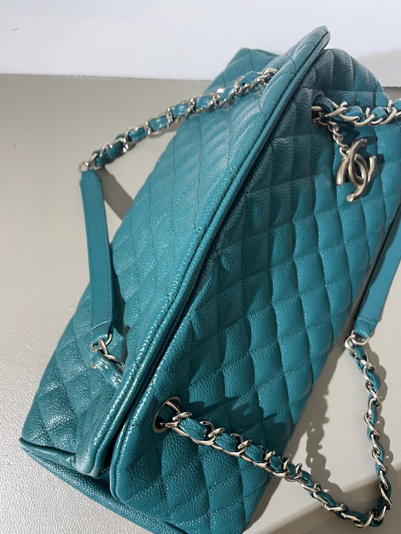Chanel, view 9