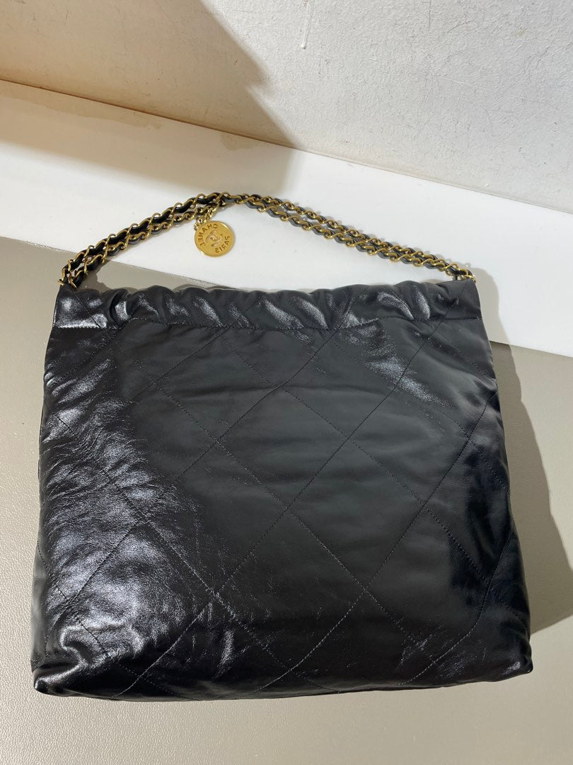 Chanel Bag 22 Medium, view 15