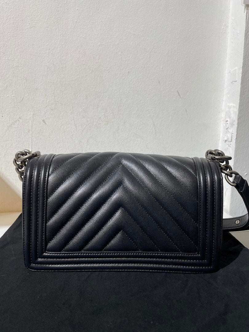 Chanel Boy Old Medium, view 15