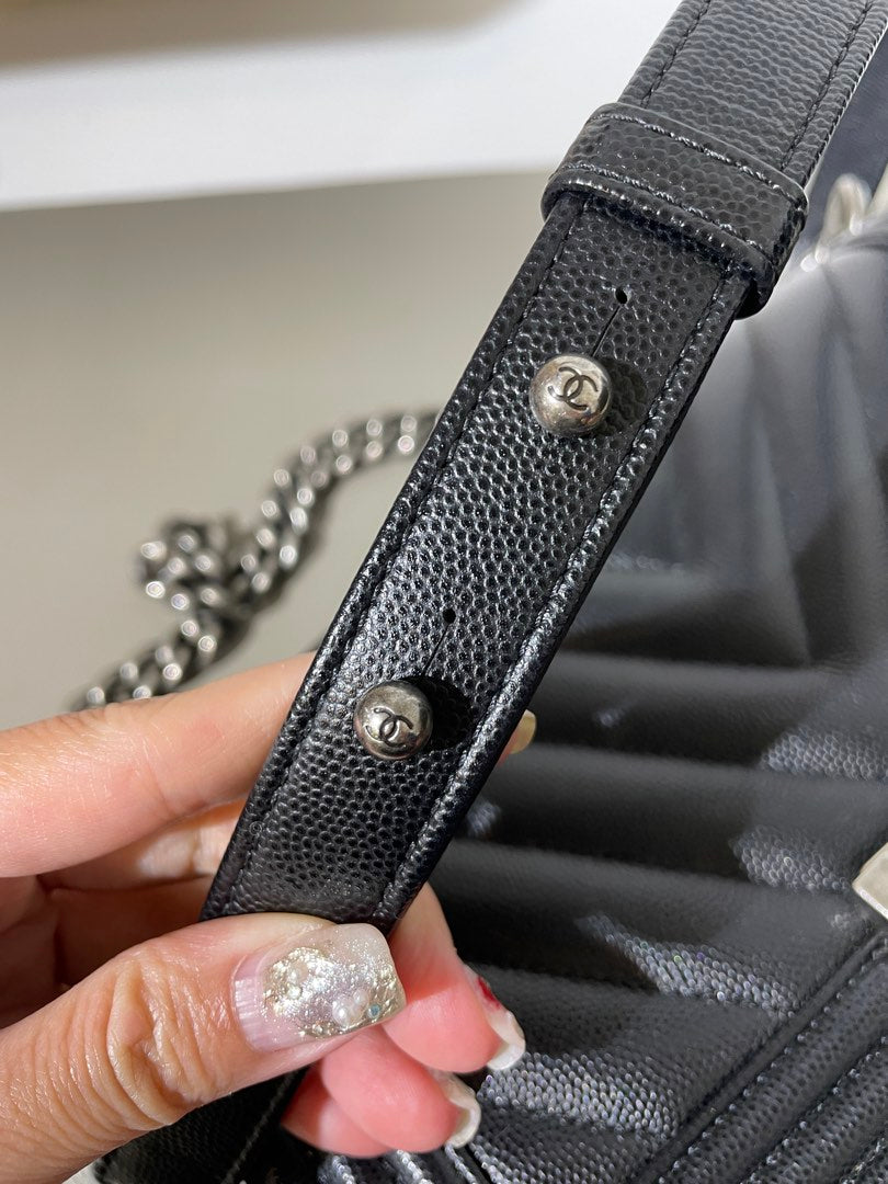 Chanel Boy Old Medium, view 14