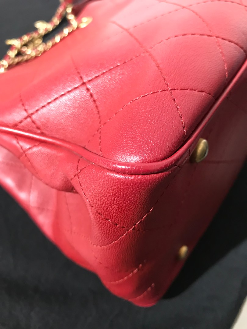 Chanel Bucket Bag, view 7