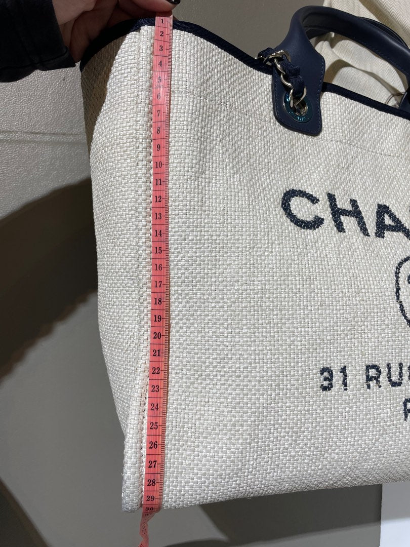 Chanel Deauville Large, view 13