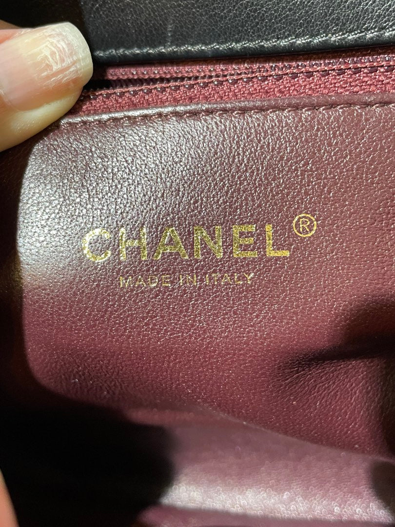 Chanel Filigree Flap, view 12