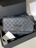 Chanel Chanel Filigree Flap — pre-owned, Lightly used