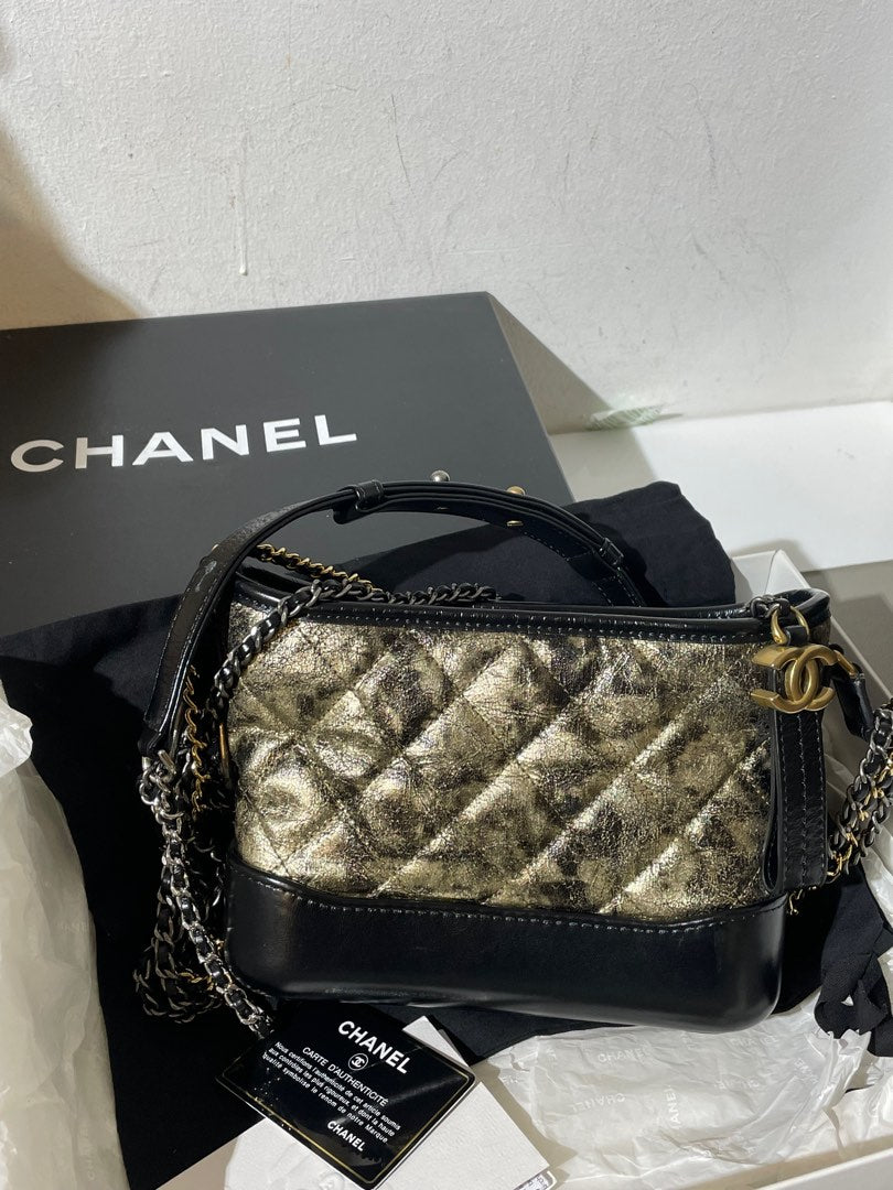 Chanel Chanel Gabrielle Small — pre-owned, Like new