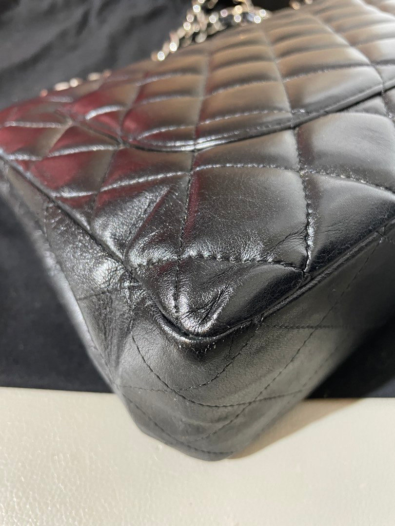 Chanel Jumbo Single Flap, view 6
