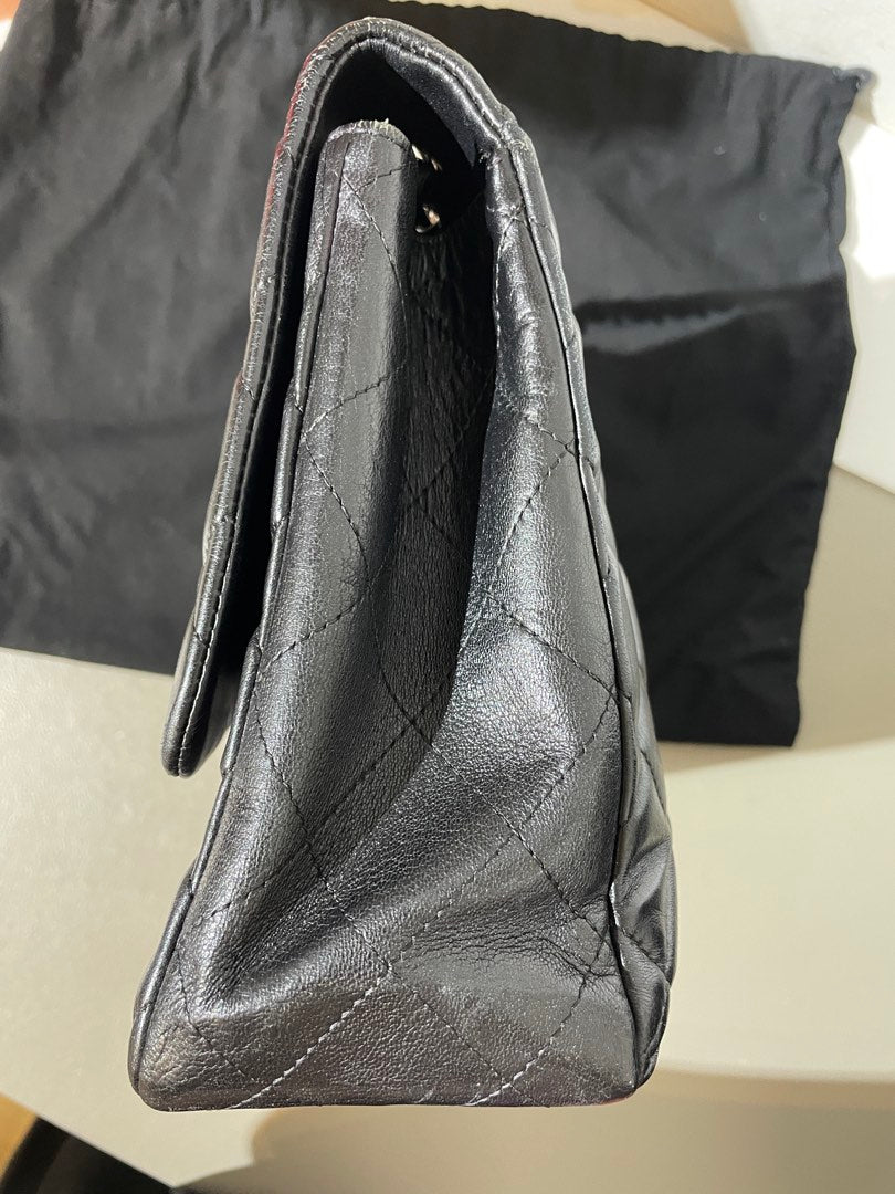 Chanel Jumbo Single Flap, view 3