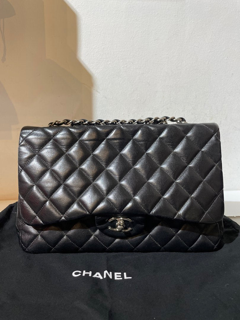 Chanel Chanel Jumbo Single Flap — pre-owned, Well used