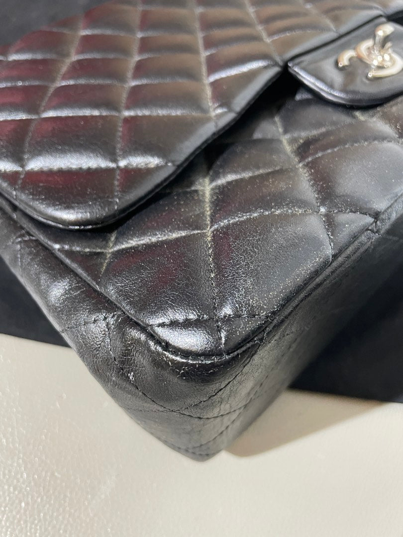 Chanel Jumbo Single Flap, view 4