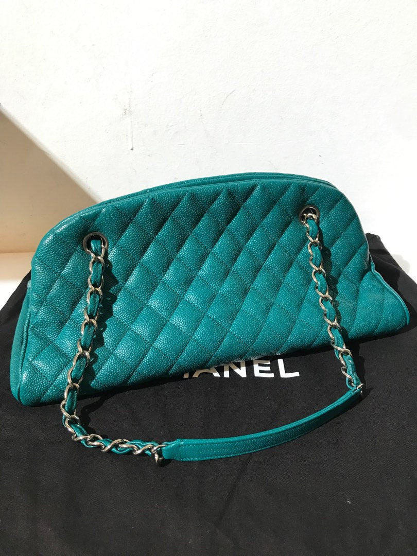 Chanel Mademoiselle, view 15