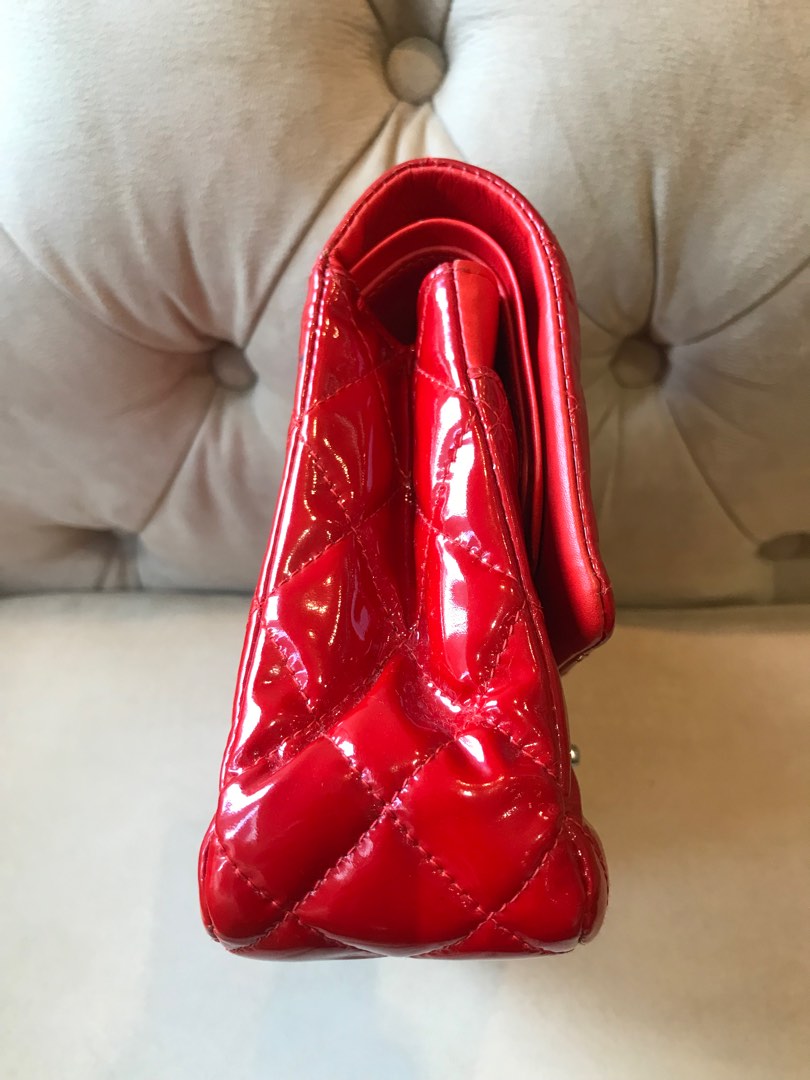 Chanel Medium, view 2