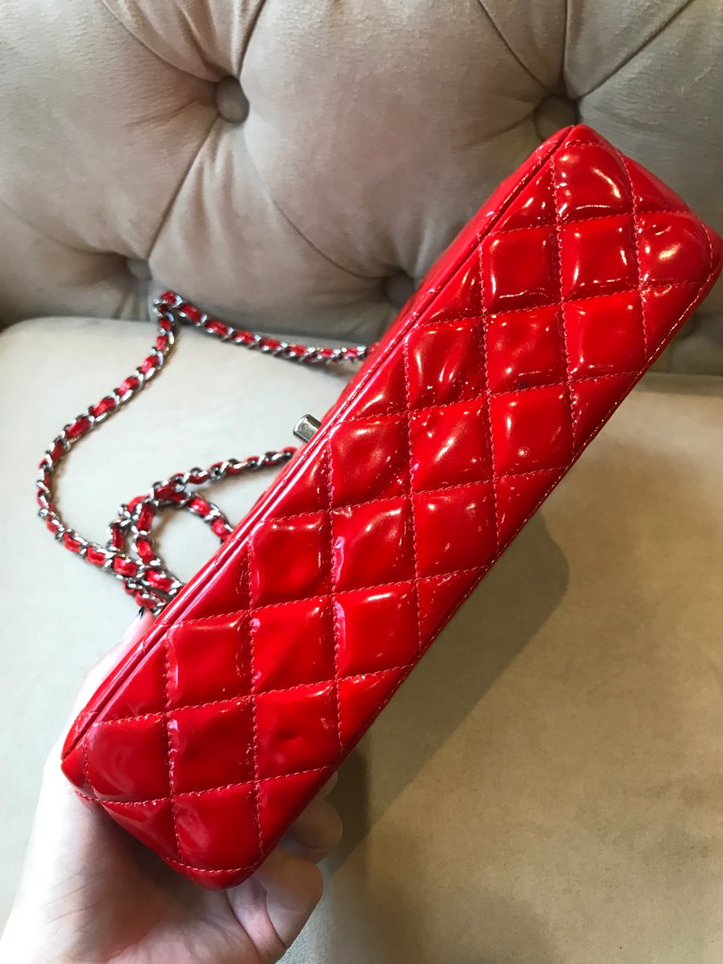 Chanel Medium, view 8