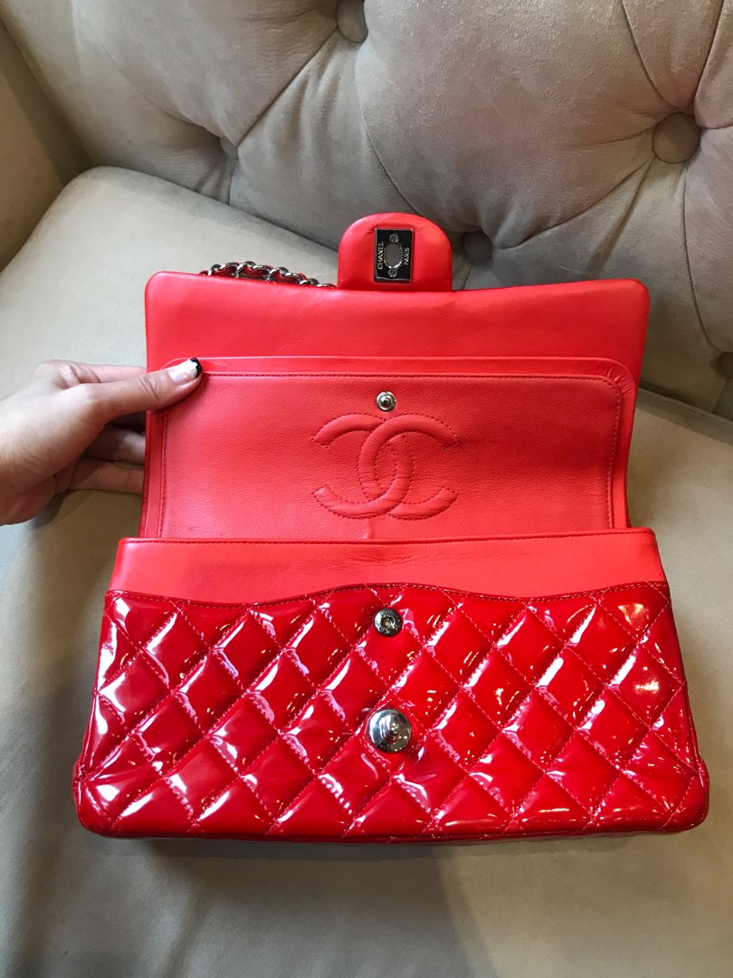 Chanel Medium, view 10
