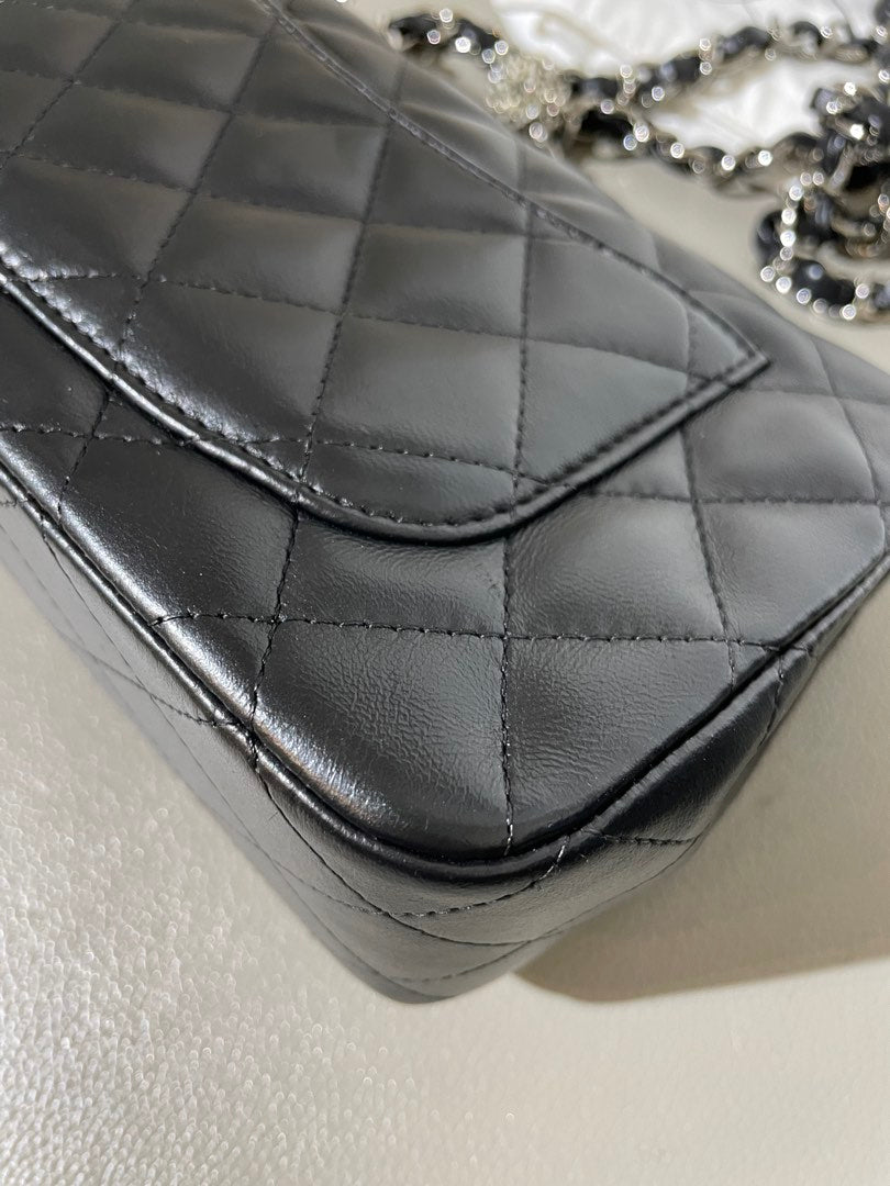 Chanel Mini Rectangle Valentine Charm, view 7