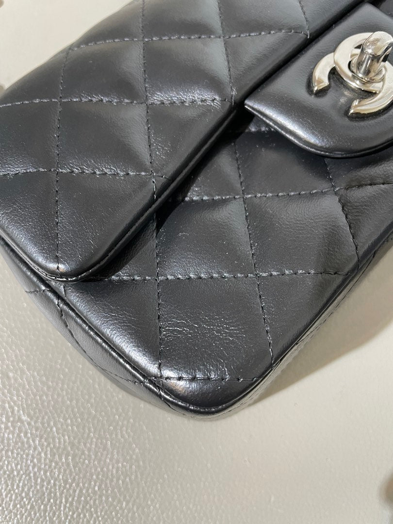 Chanel Mini Rectangle Valentine Charm, view 4