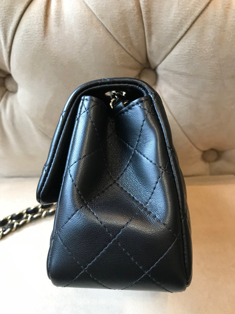 Chanel Mini Square, view 3
