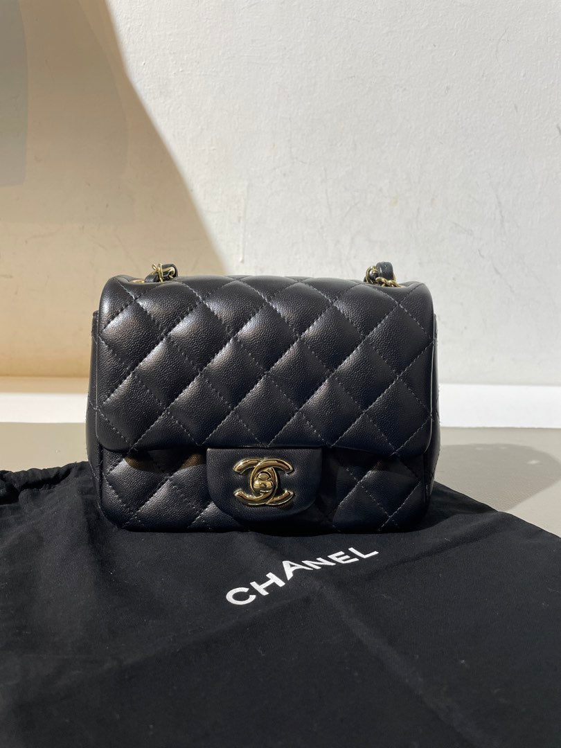 Chanel Chanel Mini Square — pre-owned, Well used