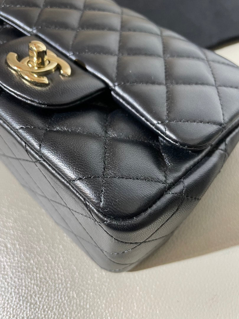 Chanel Mini Square, view 5