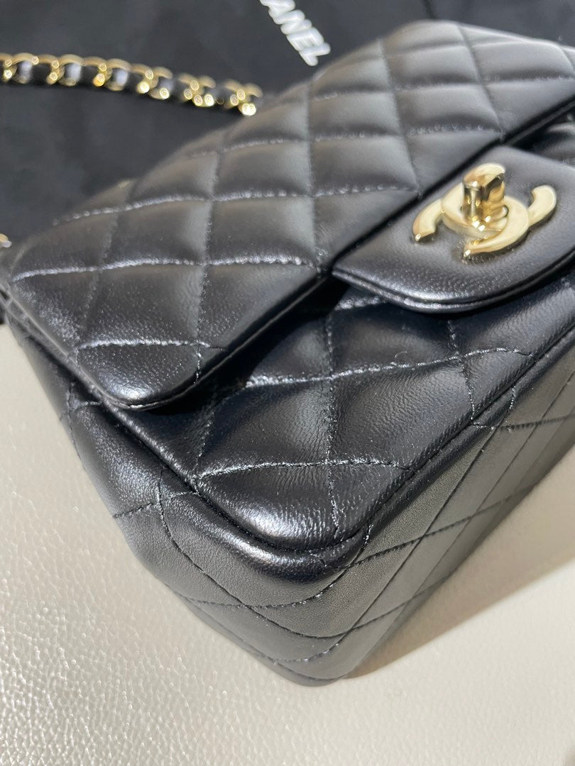 Chanel Mini Square, view 4