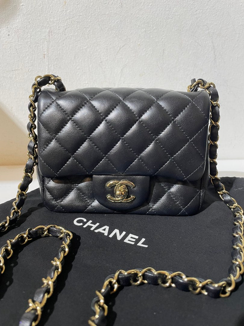 Chanel Chanel Mini Square — pre-owned, Well used