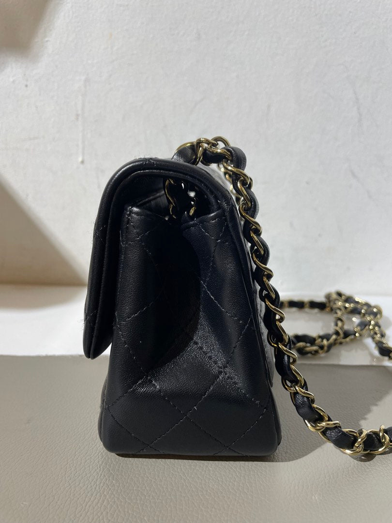 Chanel Mini Square, view 3