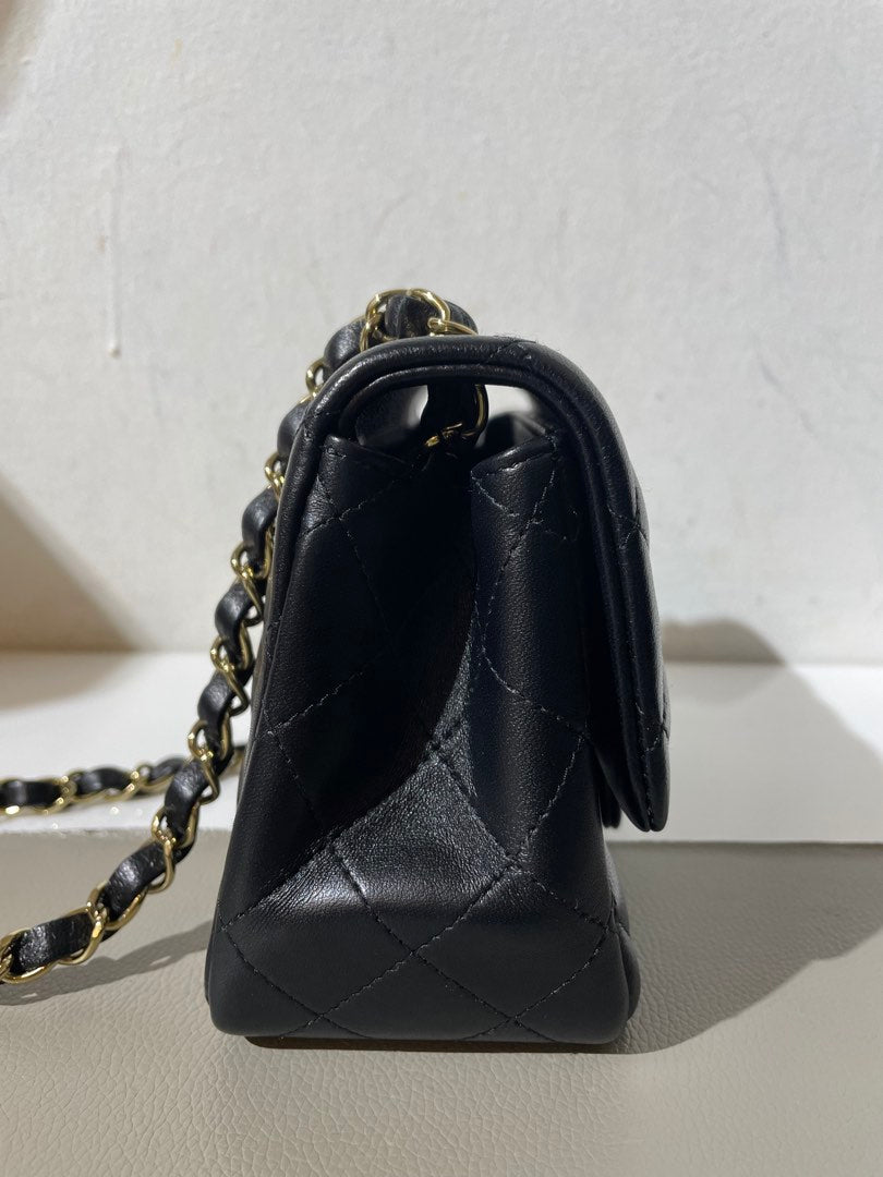 Chanel Mini Square, view 2