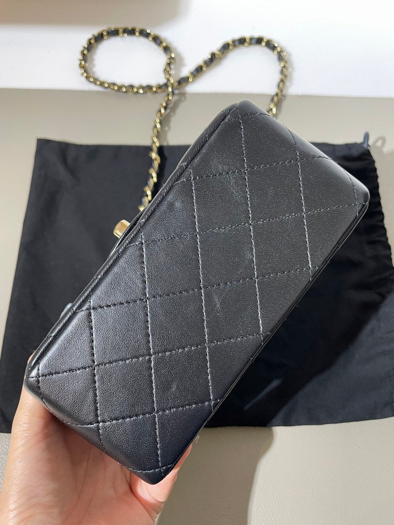 Chanel Mini Square, view 11