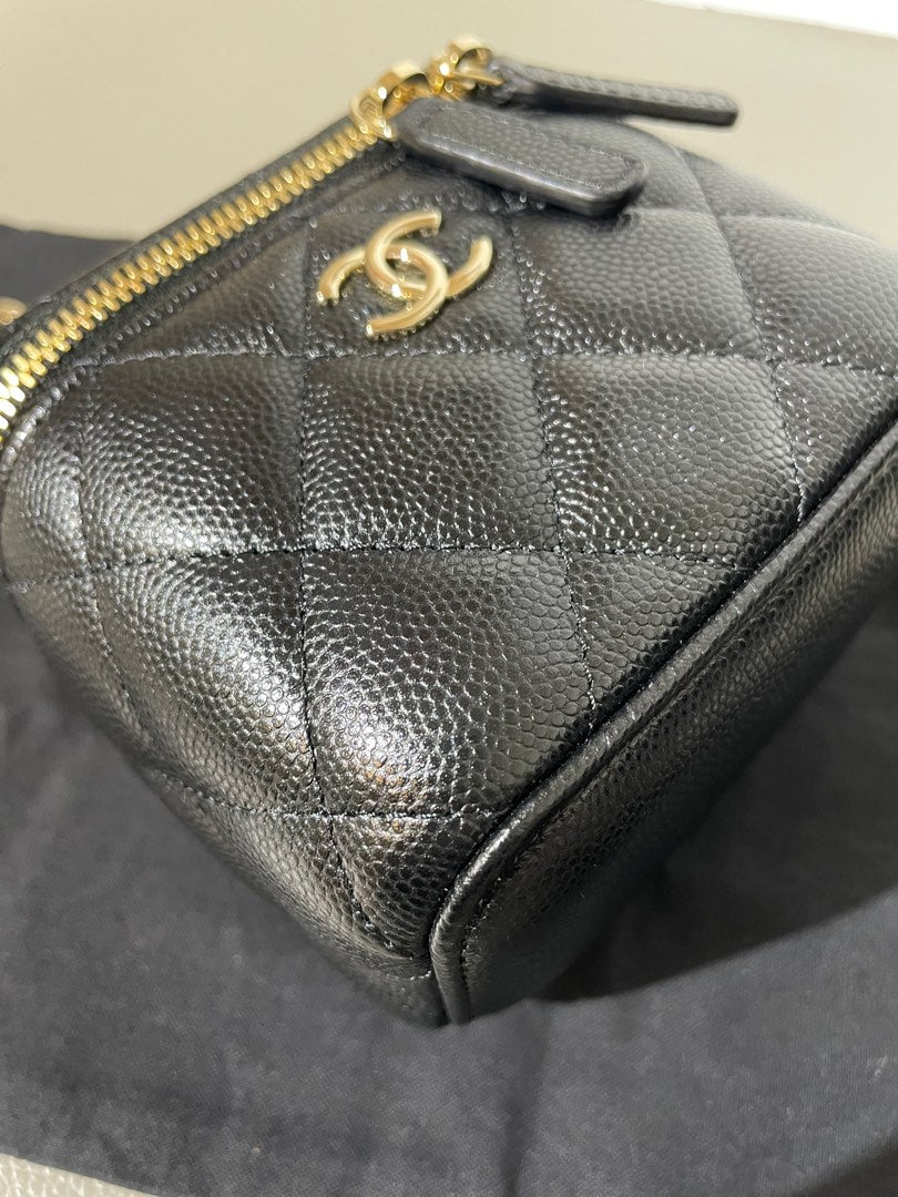 Chanel Mini Vanity, view 5