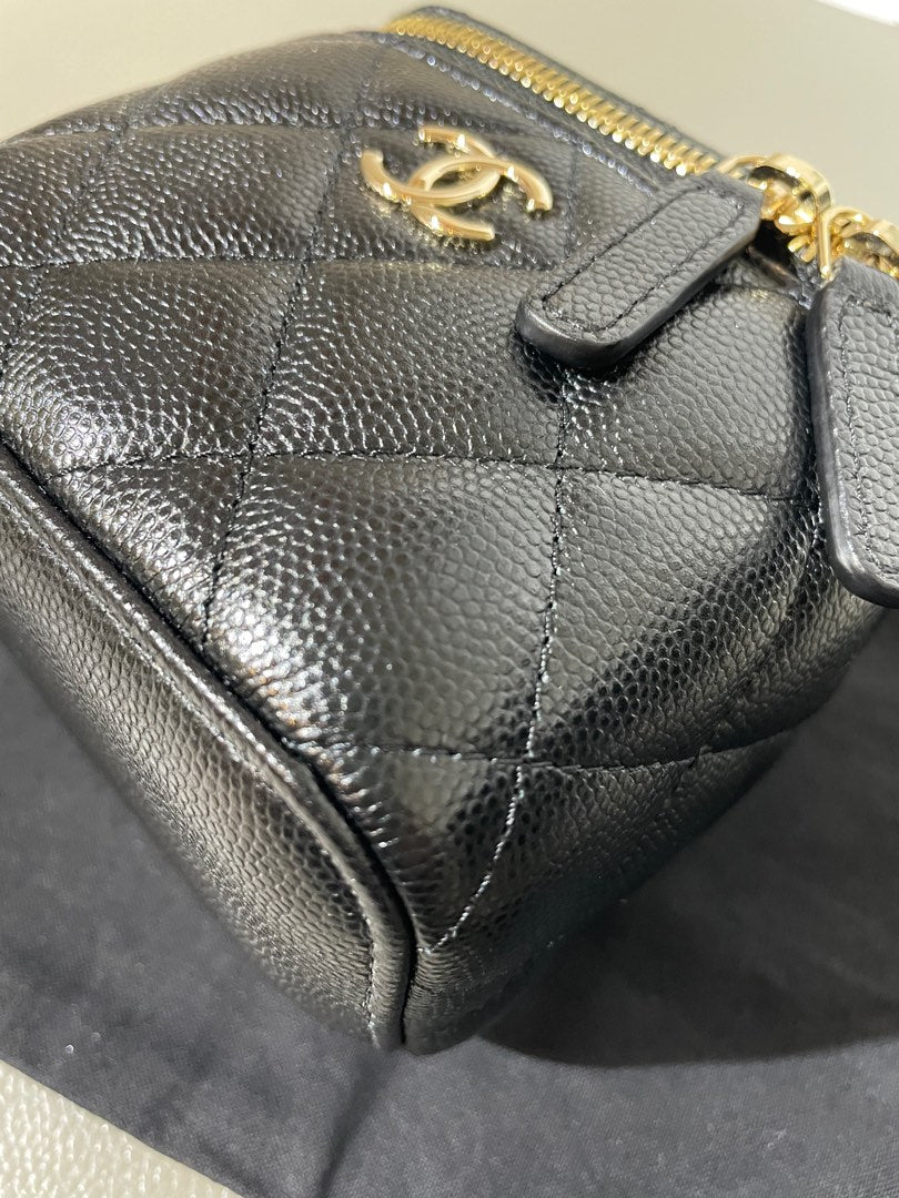 Chanel Mini Vanity, view 6