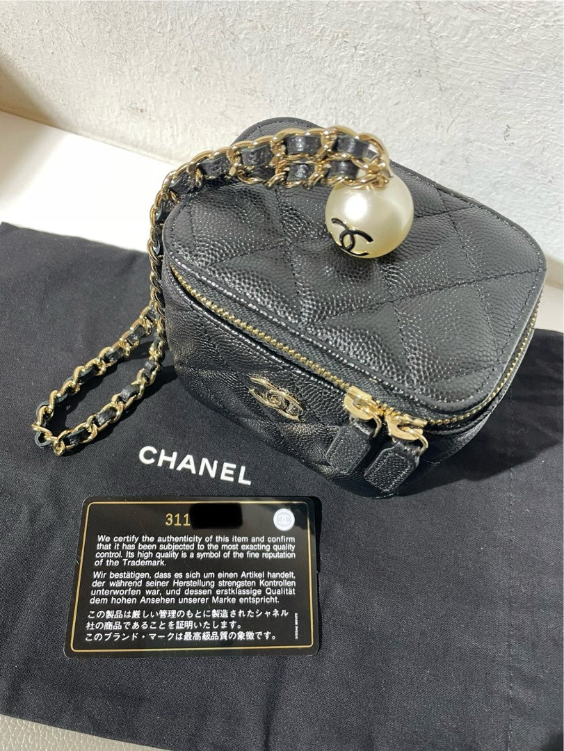 Chanel Mini Vanity, view 2