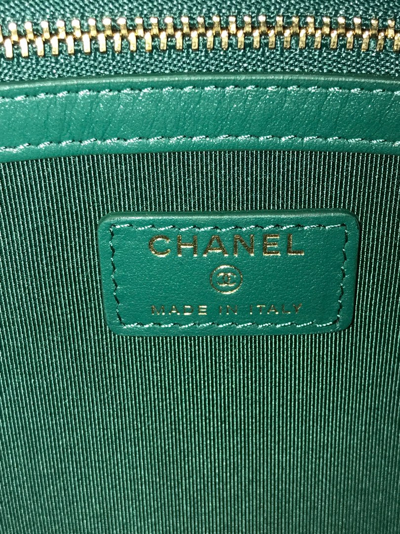 Chanel O Case, view 12