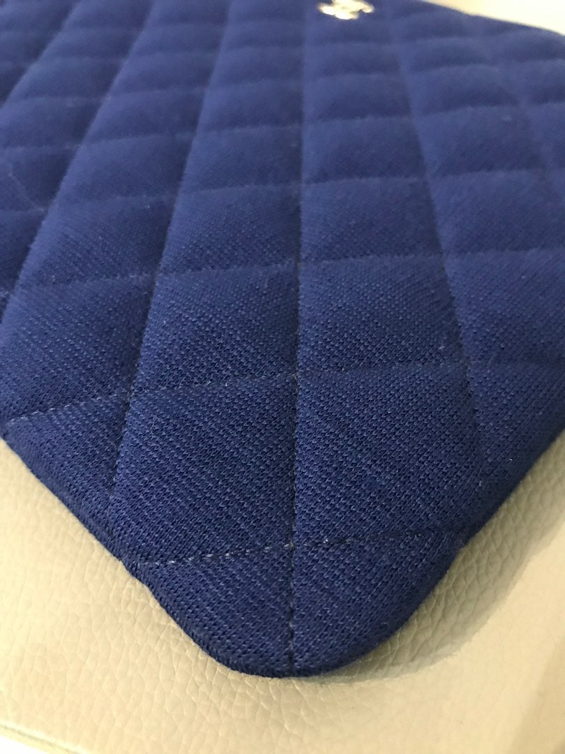 Chanel O Case, view 3