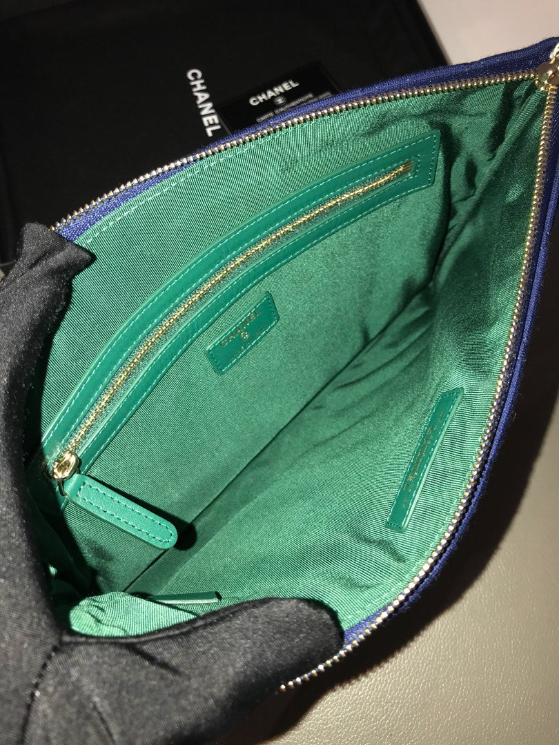 Chanel O Case, view 10