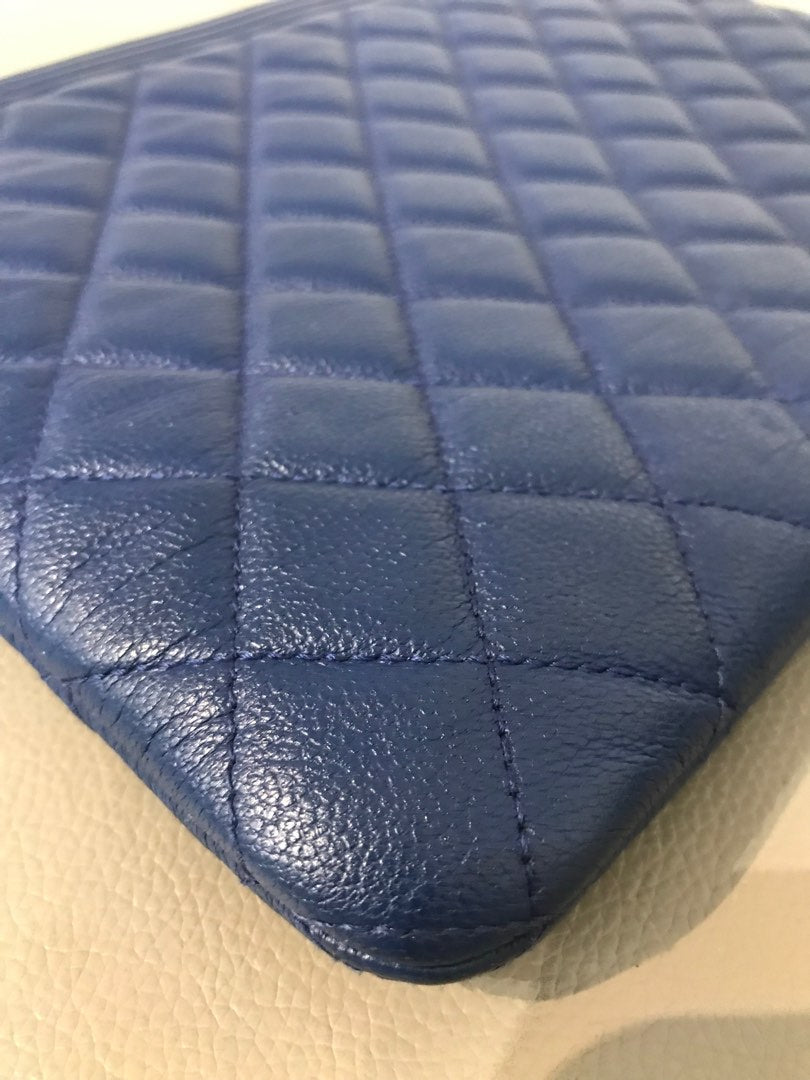 Chanel O Case Pouch Medium, view 5