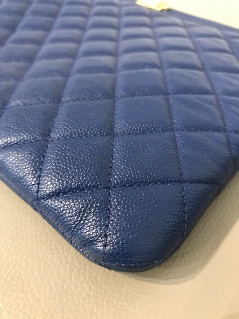 Chanel O Case Pouch Medium, view 4