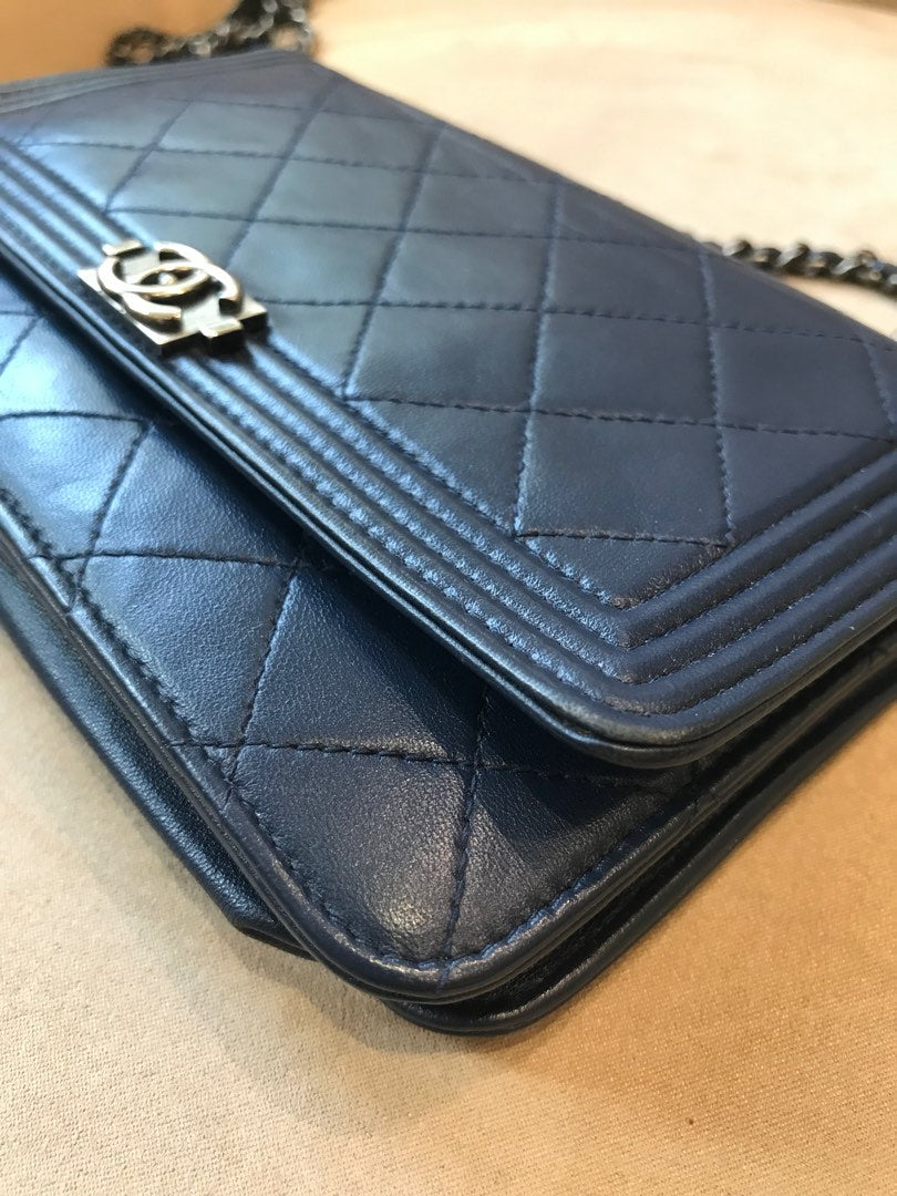 Chanel WOC, view 5