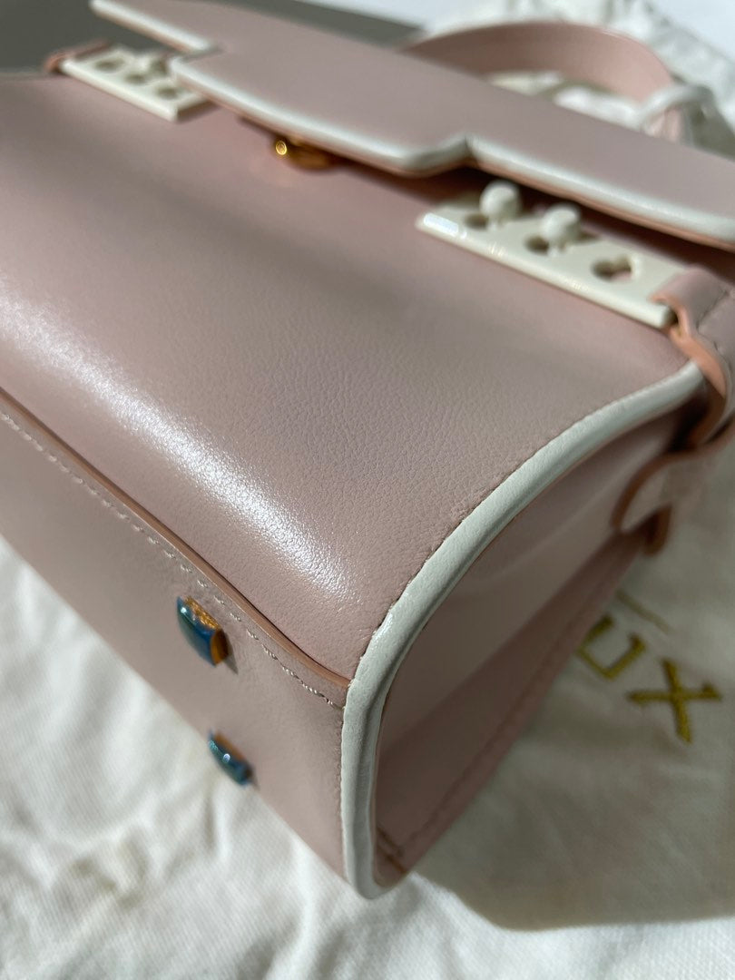 Delvaux Tempete, view 5