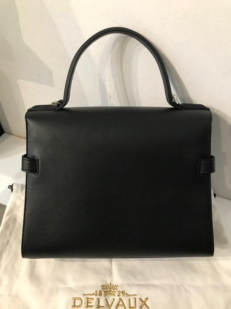 Delvaux Tempete MM, view 14