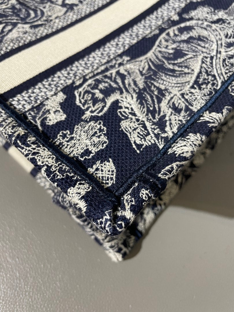 Dior Book Tote Small, view 6