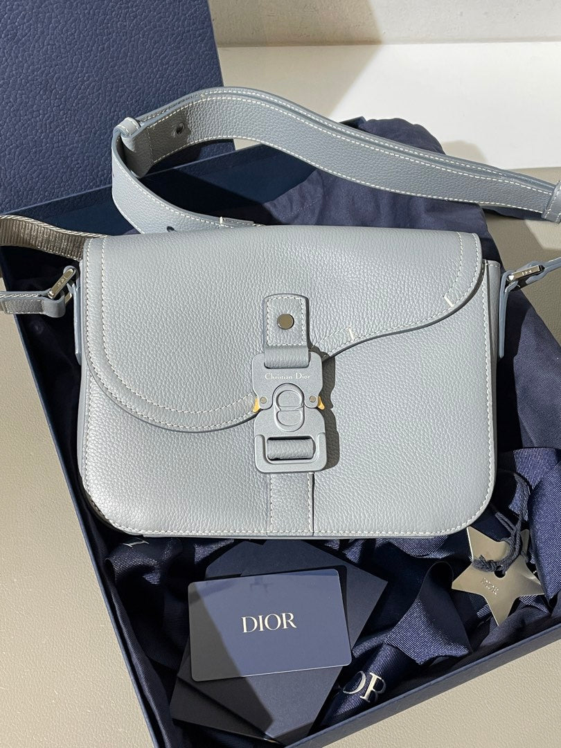 Dior Dior Saddle Messenger — pre-owned, Brand new