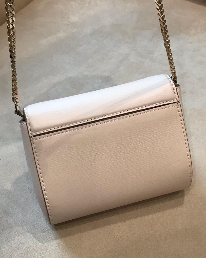 Givenchy, view 8