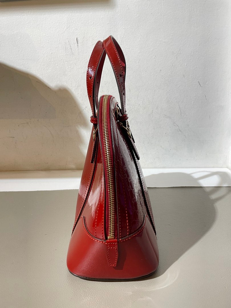 Gucci, view 3